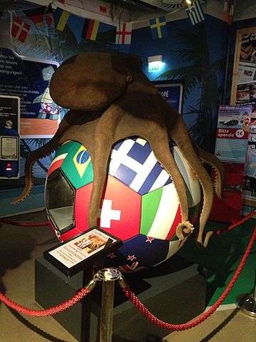 A statue to Paul the Octopus